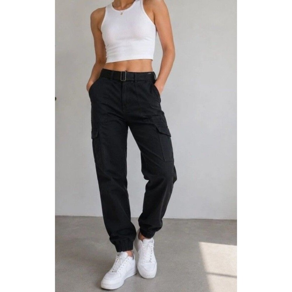 Banana Republic  Black Refined Stretch Cargo Pants Size 8L